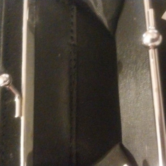 Paisley Clutch Wristlet - Picture 5 of 7